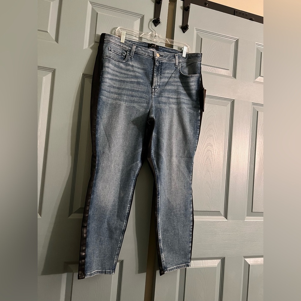 Jen 7 Skinny Two Tone Jeans.